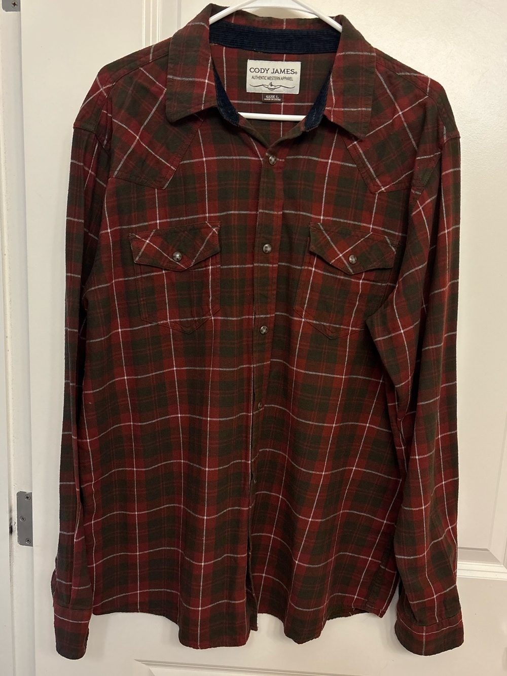 Cody James Red & Green Plaid Long-Sleeve Button-Down Shirt